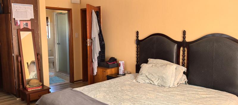 3 Bedroom Property for Sale in Heiderand Western Cape